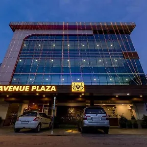 Hotel Airport Avenue Plaza